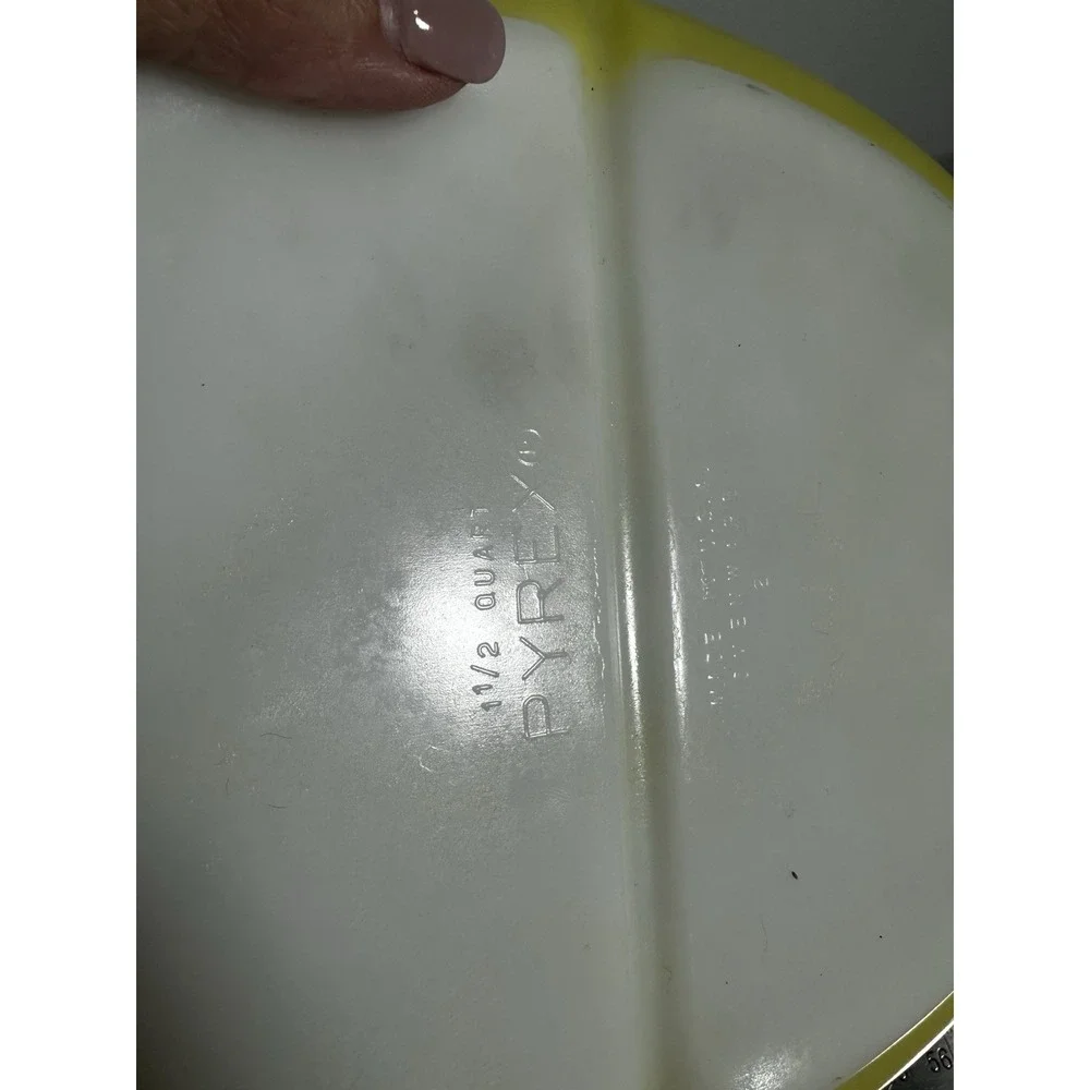Pyrex excellent used